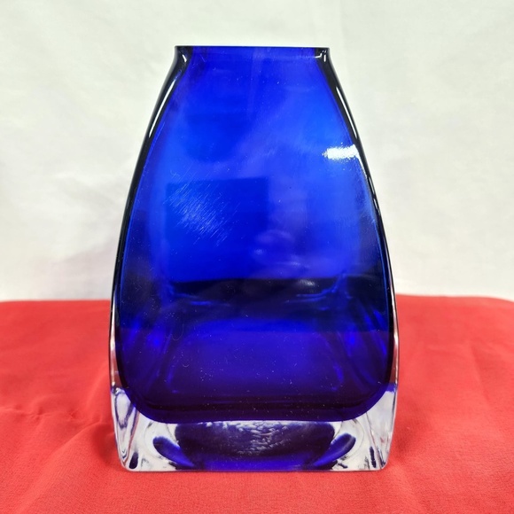 Cobalt Blue Glass Vase - Picture 1 of 3